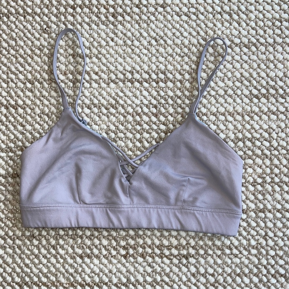 Alo Criss Cross Front Sports Bra
